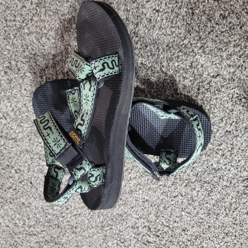 Tevas Only Worn A Few Times